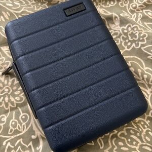 Empty United Airlines AWAY amenity kit